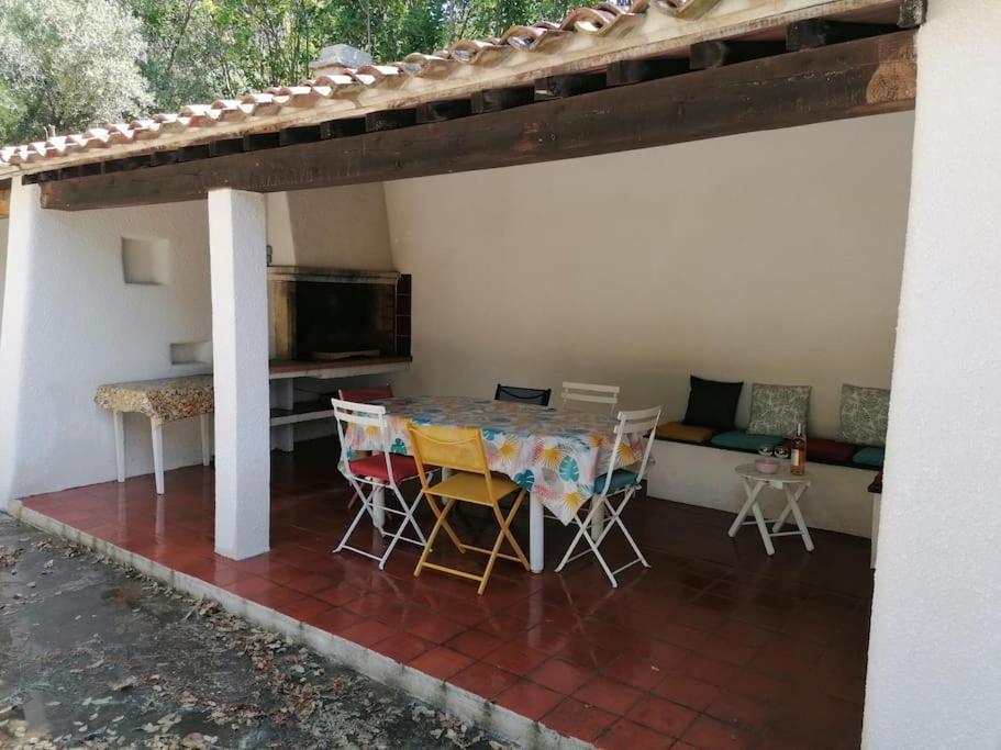 Studio Meyreuil-Terrasse-Au Calme En Campagne-Clim Esterno foto